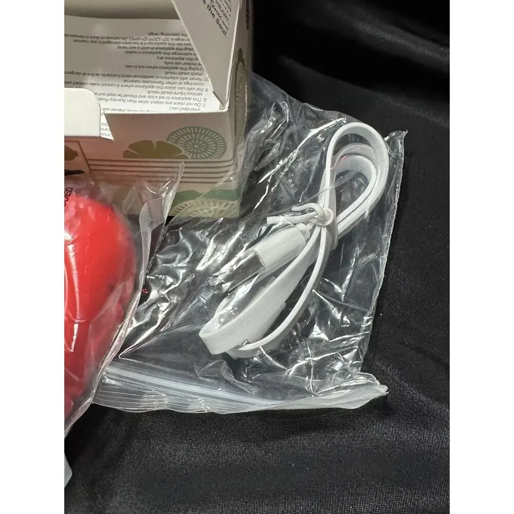 New Scentsy Mini Fan Diffuser Portable USB Heart Red Pods Authentic Home Scent